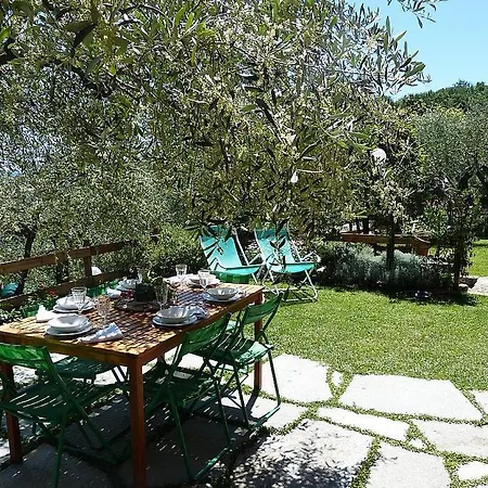 Sleeps 6 Pool Air Con Wifi Apartamento Chiavari
